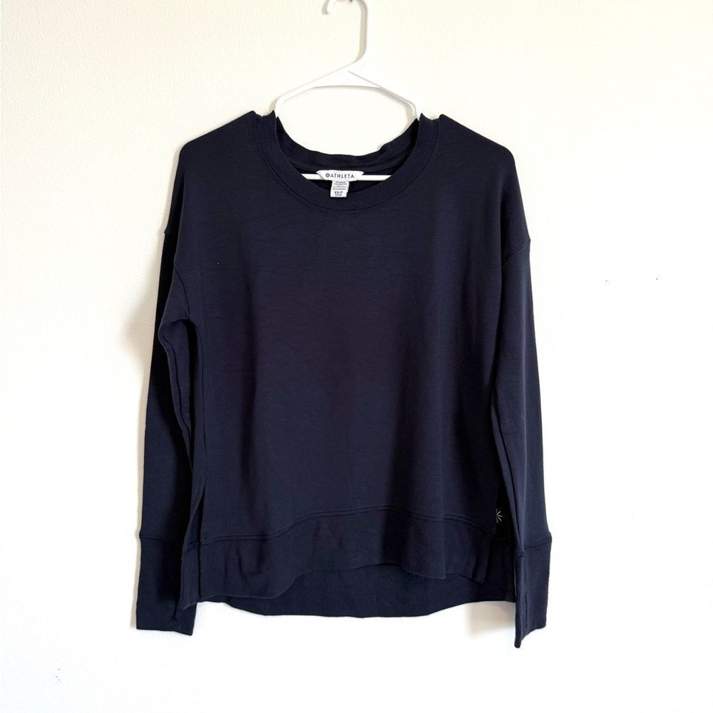 Athleta Crewneck Sweatshirt - Picture 1 of 3